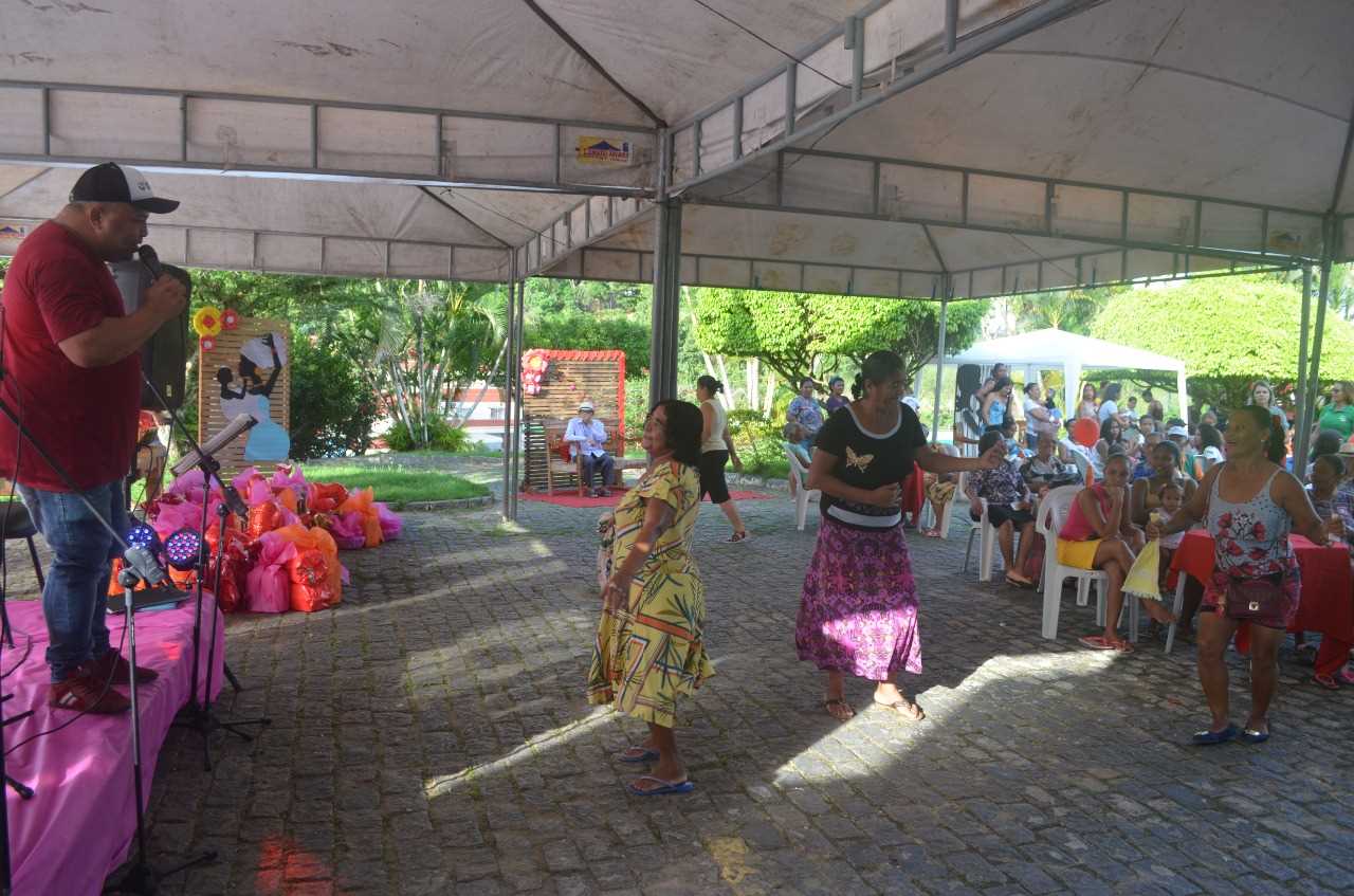 Camacã: Secretaria de Assistência Social realiza festa do Dia das Mães
A Secretaria de Assistência Social realizou talvez na história do município a